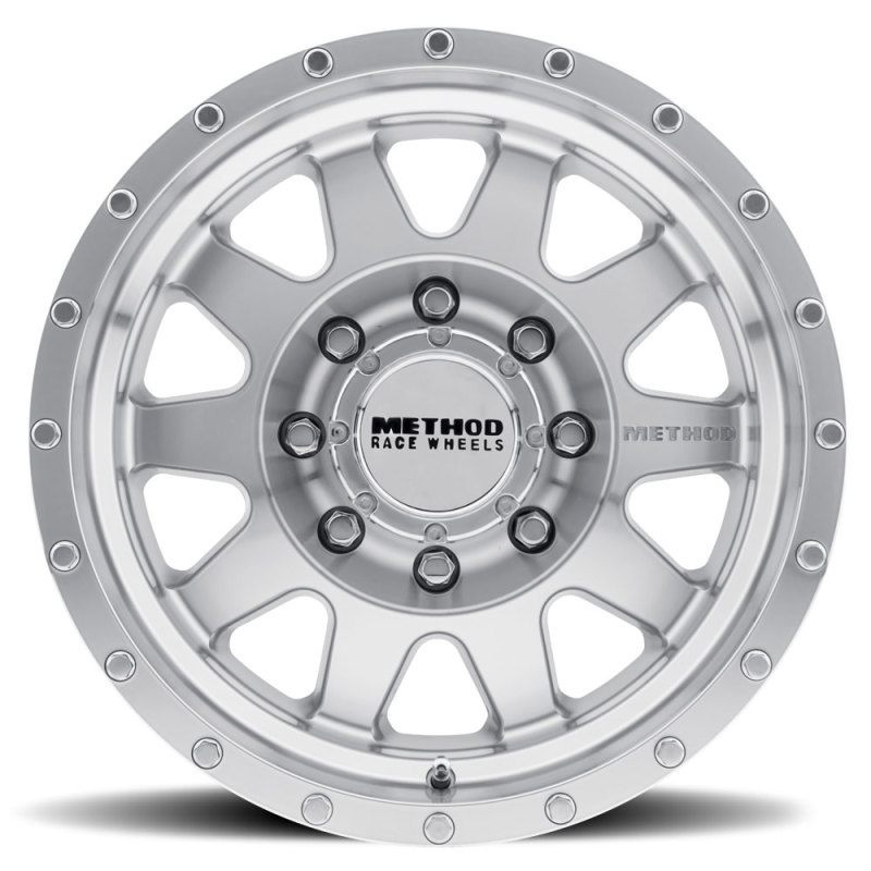 MR301 The Standard 18x9 +18mm Offset 8x6.5 130.81mm CB Machined/Clear Coat Wheel - Click Image to Close