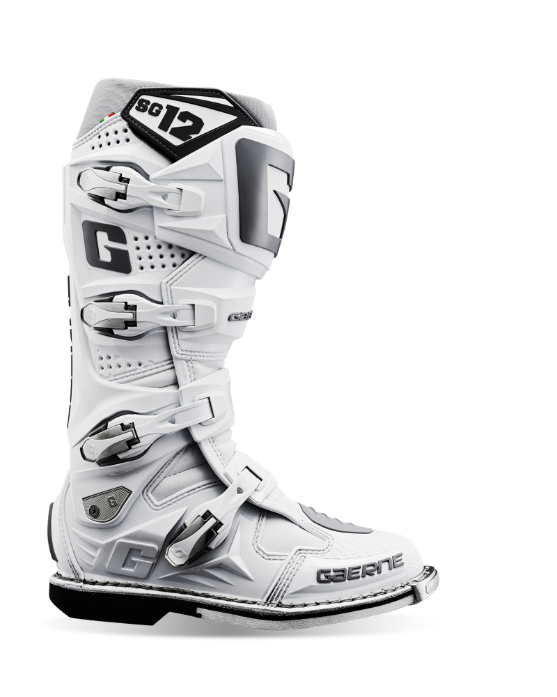 SG12 Boot White Size - 11 - Click Image to Close