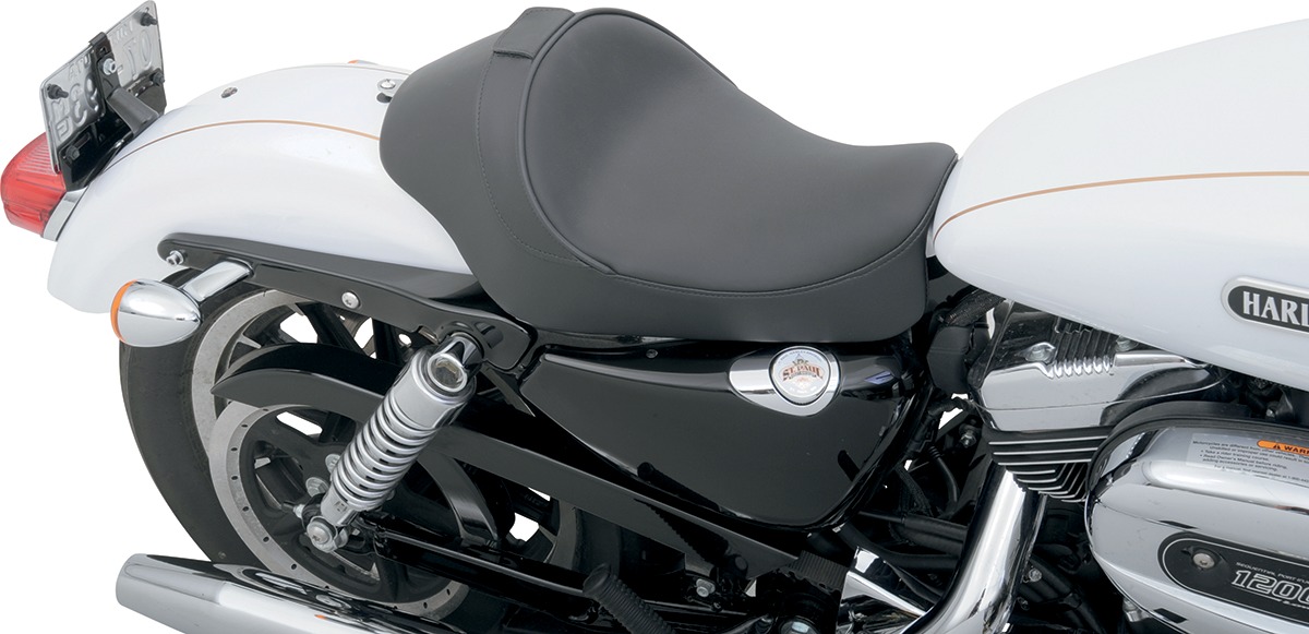 Smooth SR Leather Solo Seat Black Foam Low 1/2" - For 04-20 Harley XL - Click Image to Close