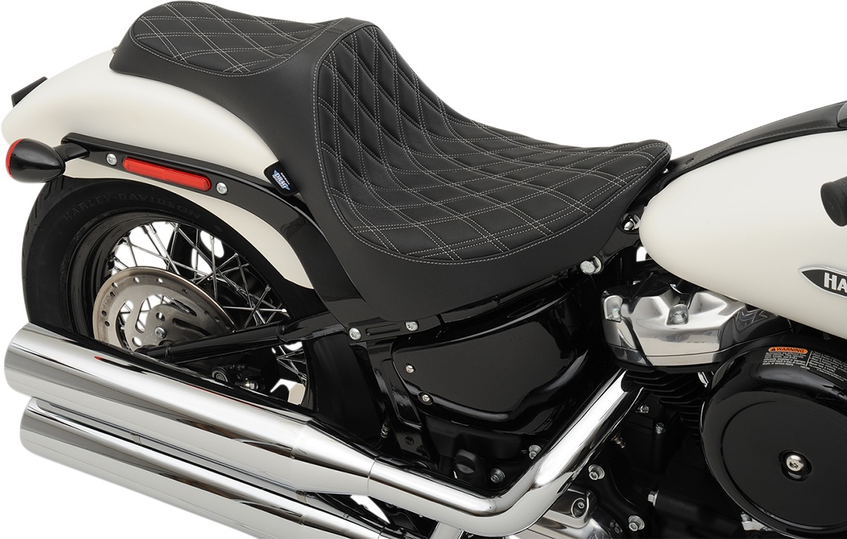 Predator Double Diamond Vinyl 2-Up Seat Black/Silver - For 18-20 HD Softail - Click Image to Close