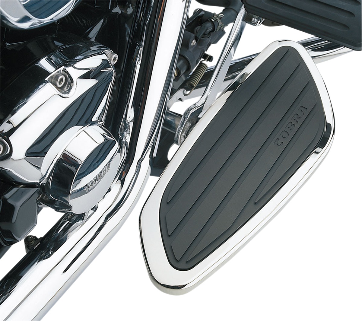 Swept Driver Floorboards Chrome/Black - For Shadow Aero Spirit Phantom - Click Image to Close