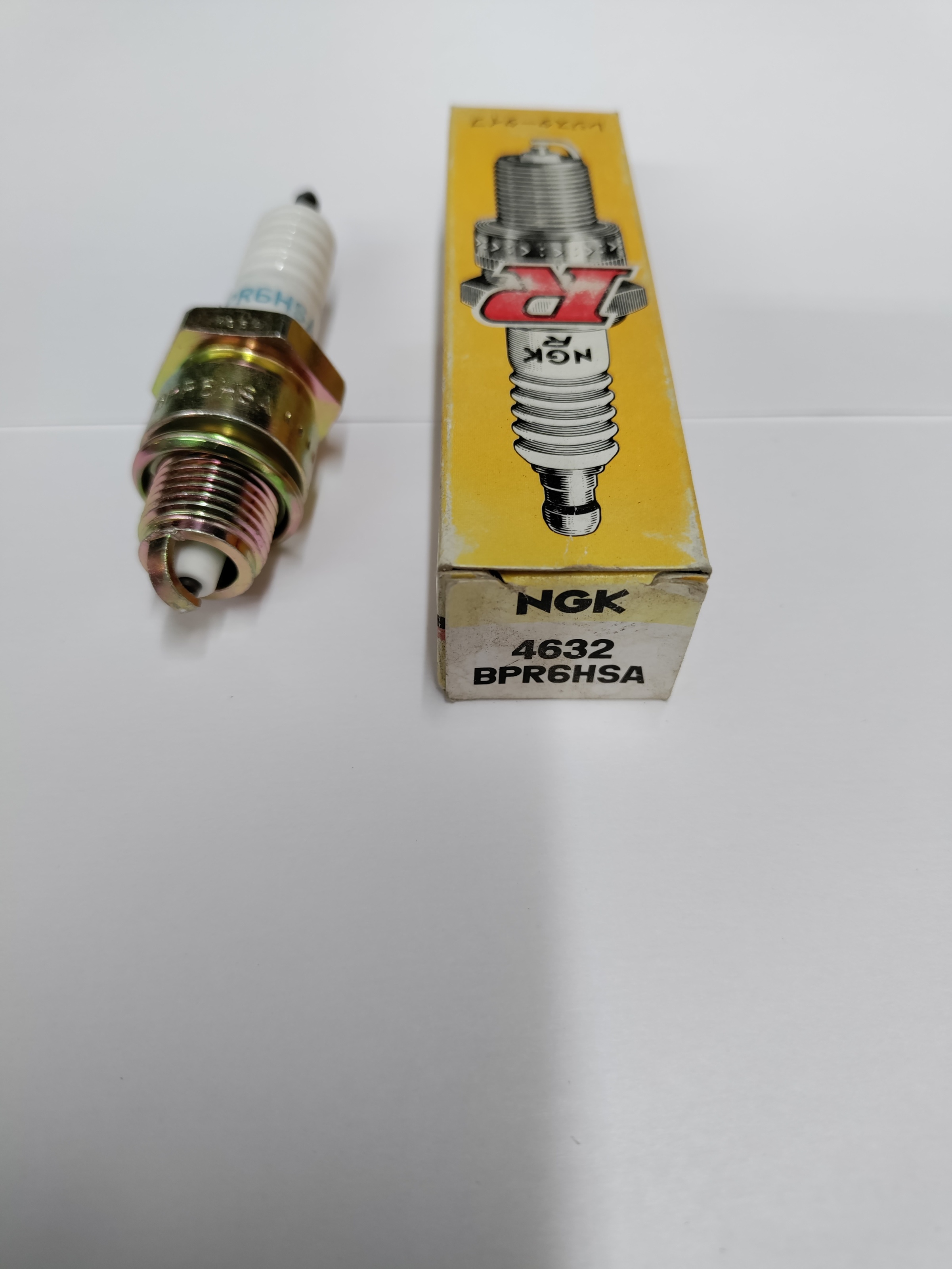 NGK BPR6HSA Spark Plug - Click Image to Close