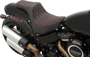 Predator Double Diamond Vinyl 2-Up Seat Black/Red - For 18-20 HD FXFB