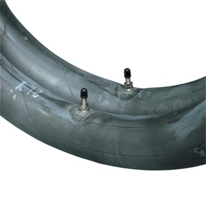 110/90-17 TR4 Stem Inner Tube