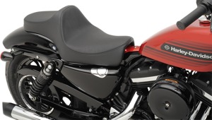 Predator Smooth Vinyl 2-Up Seat Black Foam - For 04-20 Harley XL